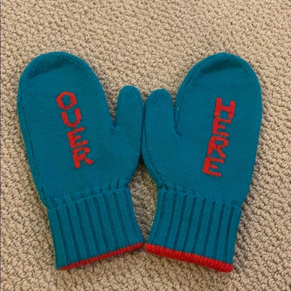 100% Wool Kate Spade Mittens